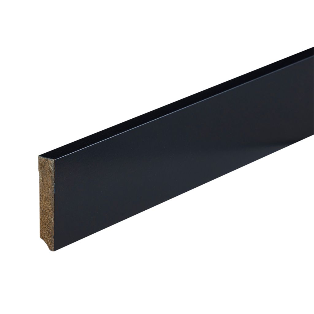 Co-pro gelakte plint amsterdam zwart RAL 9005 70x15