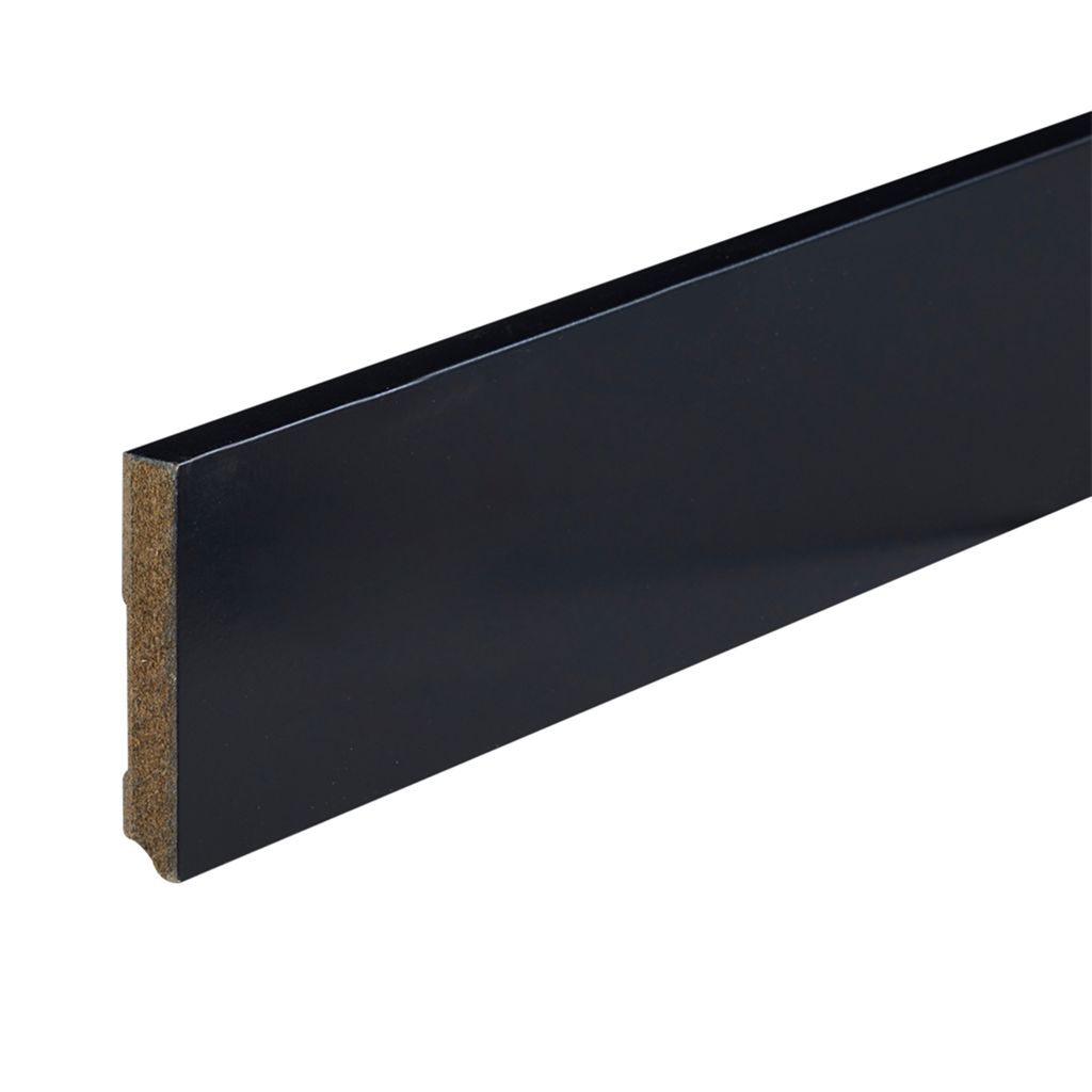 Co-pro gelakte plint amsterdam zwart RAL 9005 90x15
